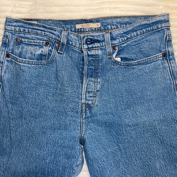 Levis - Wedgie Straight Jean - Picture 1 of 4